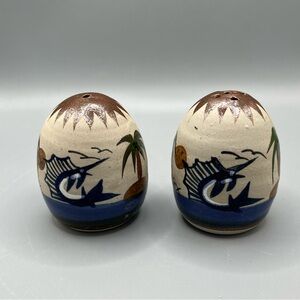 Handmade Ceramic Salt & Pepper Shakers Mexico Beach Palm Tree Cabo San Lucas